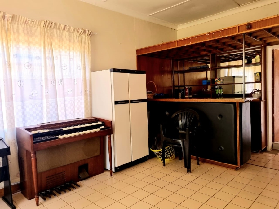 3 Bedroom Property for Sale in Verwoerdpark Northern Cape